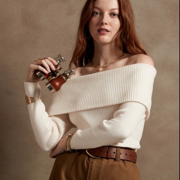 Banana Republic Cream Ribbed Off Shoulder Sweater Top Size Small - Picture 1 of 5